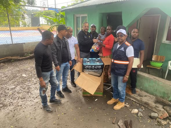 Alcaldía de Bohechío entrega raciones alimenticias y apoyo a afectados por las inundaciones